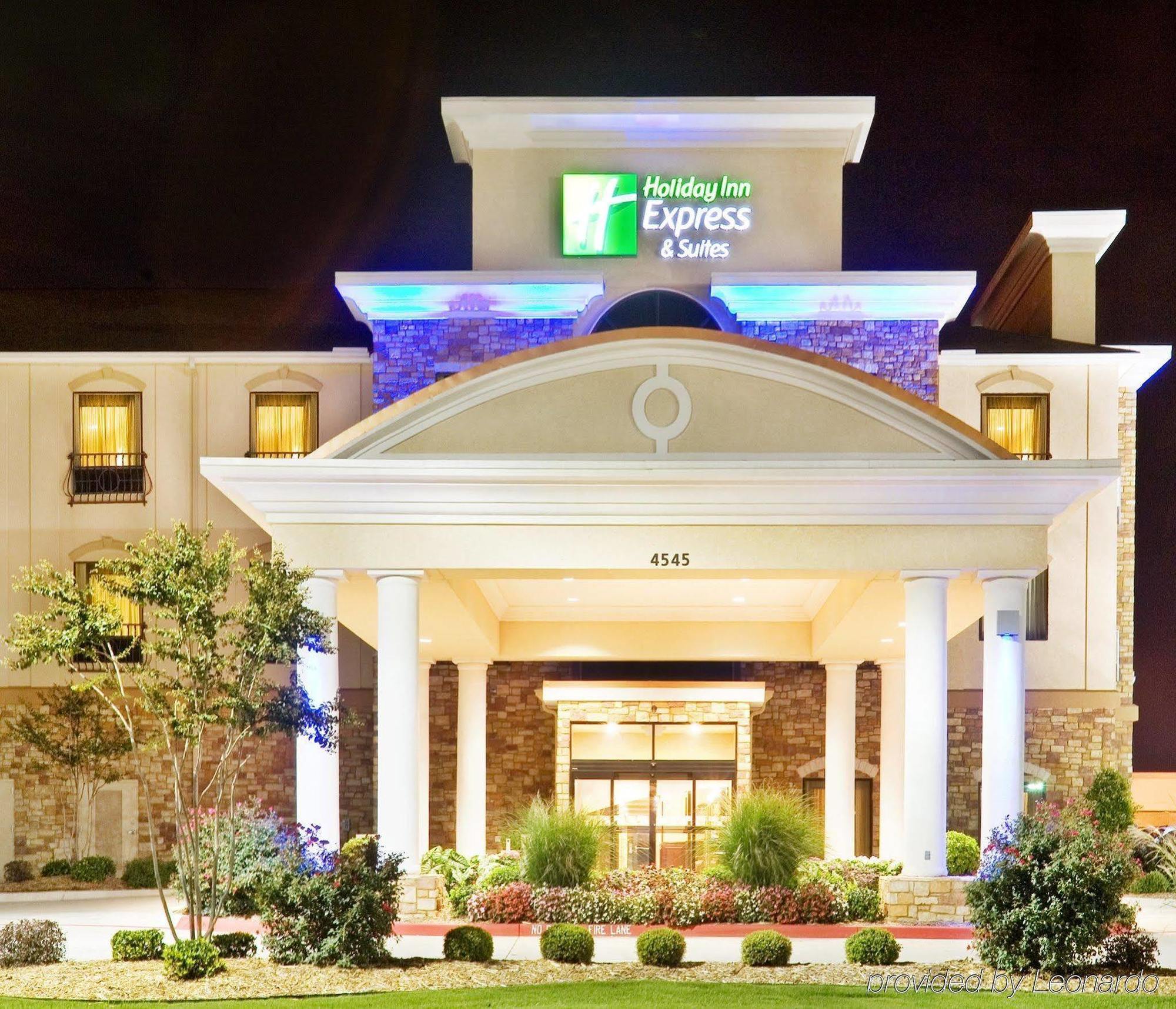 Holiday Inn Express & Suites Texarkana, An Ihg Hotel Εξωτερικό φωτογραφία